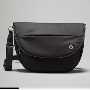 🖤 Lululemon All Night Festival Bag 🖤